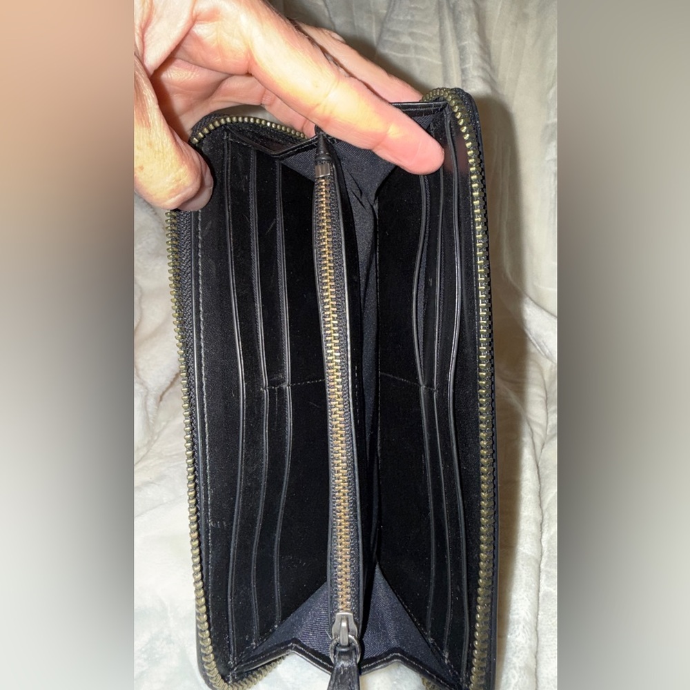 Coach Accordion Waller with Bandana Rivets - Picture 5 of 6